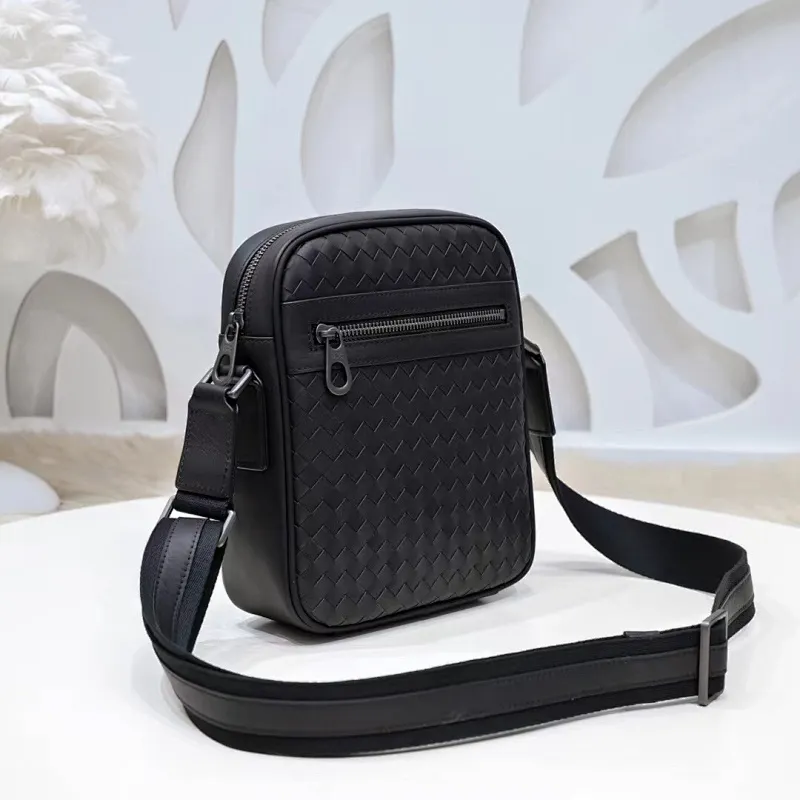 All categories 💚 Top version men’s bags 💚 BV 2024 new BV crossbody bag